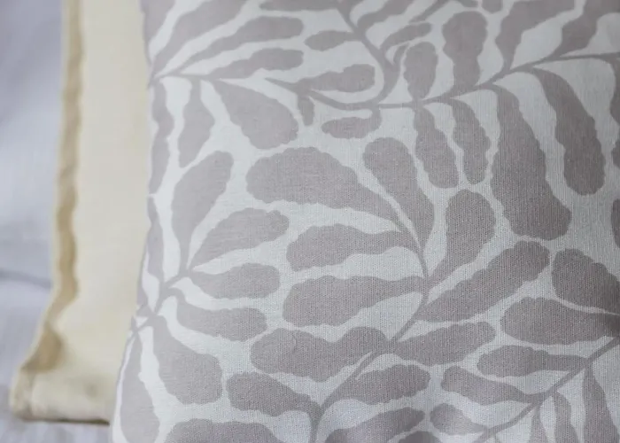 Modern With Parking & Balcony Near The Underground Station By Renters *