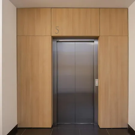 Appartement Modern With Parking & Balcony Near The Underground Station By Renters